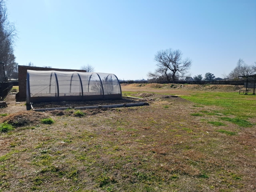 Commercial Property for Sale in Roodewal Free State